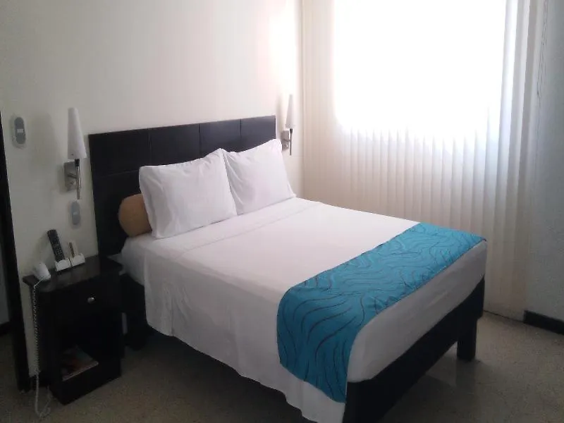 Hotel Plaza Mayor 卡利